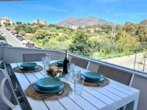 Casa Alegría center of Estepona with shared pool and private parking